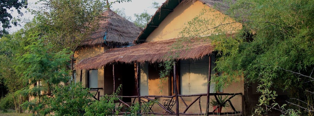 Mud Cottage With Jacuzzi photo 3