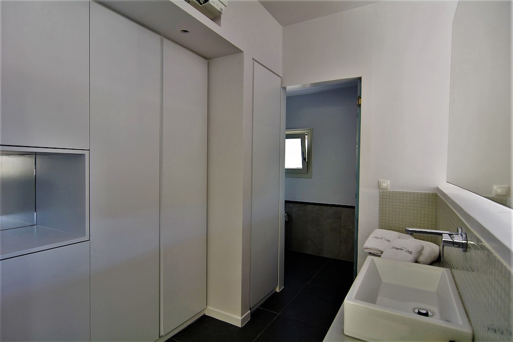 Suite, Private Pool (Lemon) photo 3