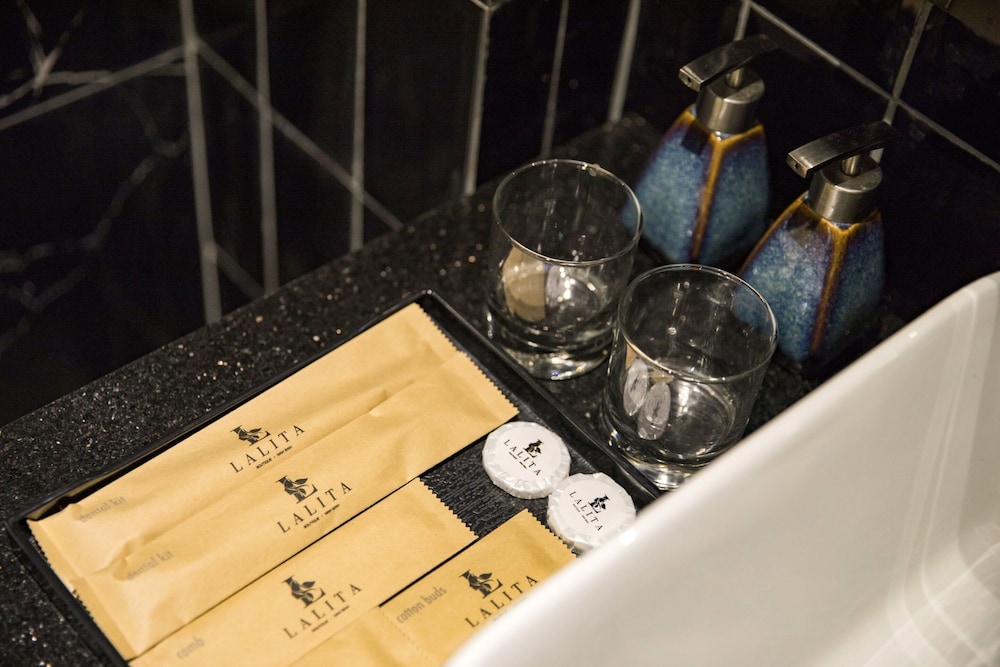 Lalita Premium Suite - Photo 4