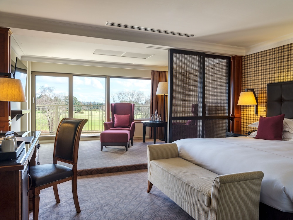 Superior Golfside Room
