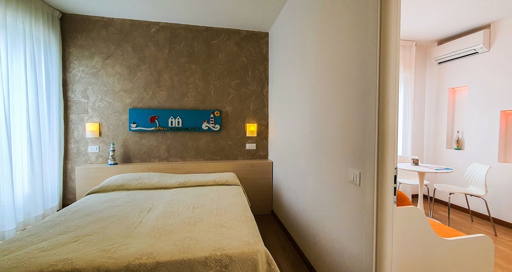 Comfort Suite photo 1