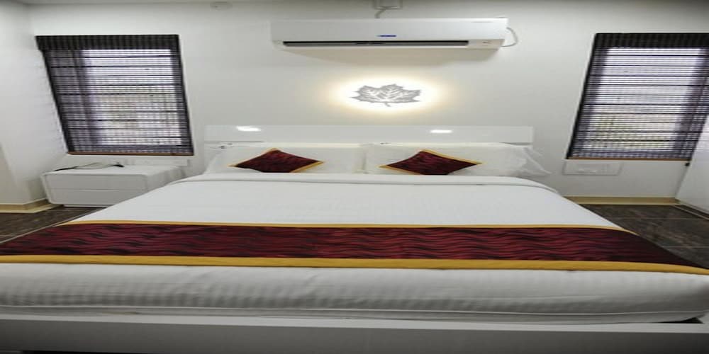 Deluxe Room - Photo 1