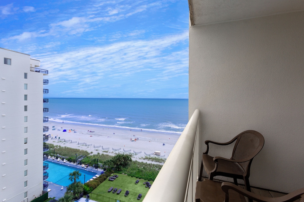 Partial Ocean View King Room - Photo 4