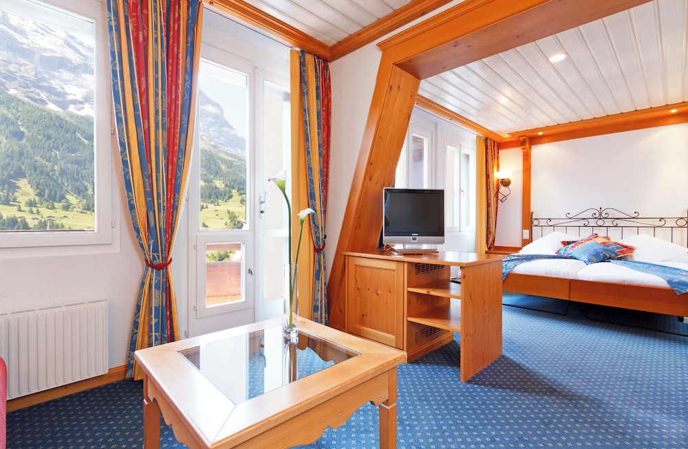 Comfort Double Room, Balcony (Plus, with separate sofa area) - Photo 12