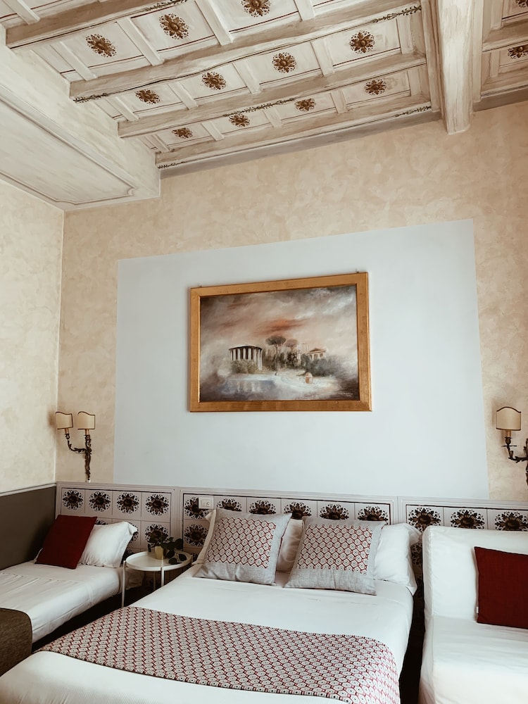 Executive Room photo 2