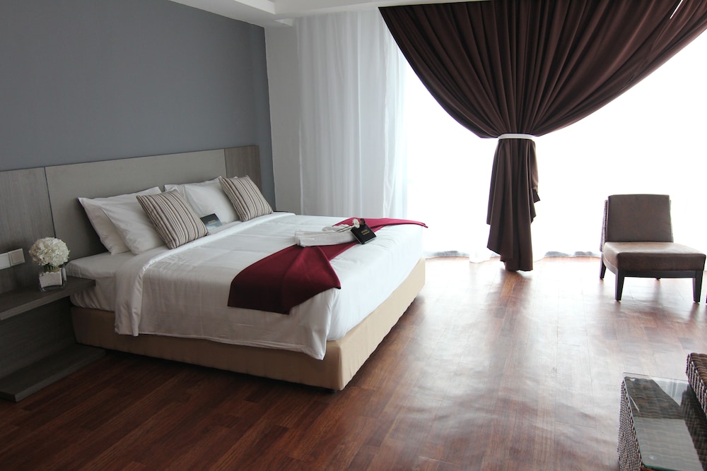 Executive Deluxe Suite - Photo 6
