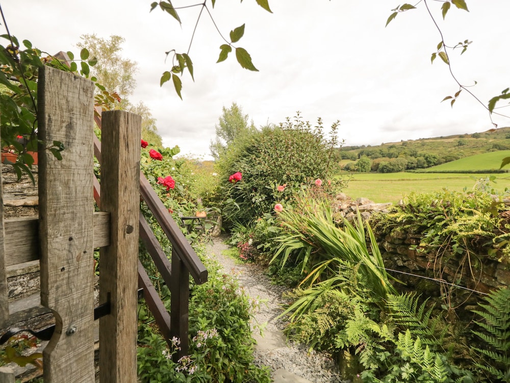 Cottage photo 1