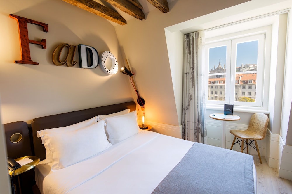 Twin Room (Rossio)