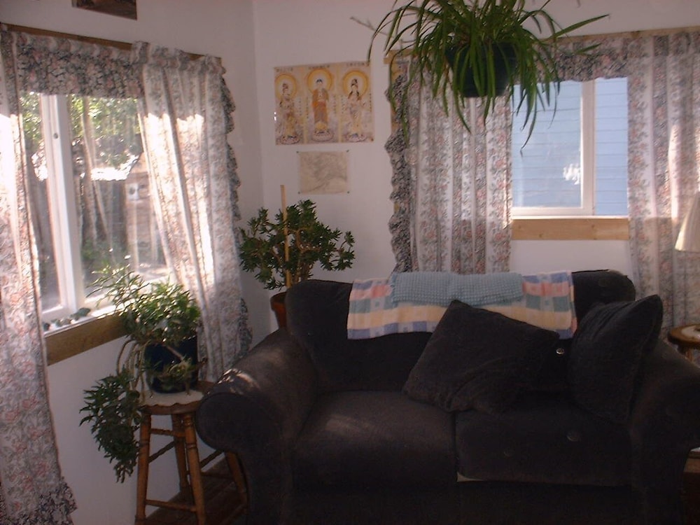 Basic Quadruple Room, Multiple Beds, Mountain View, Mountainside photo 2