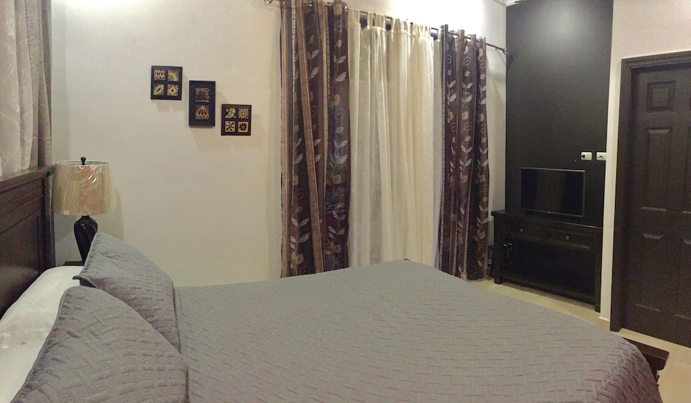 Design Double or Twin Room, 1 Bedroom, Pool View, Poolside (4) photo 2