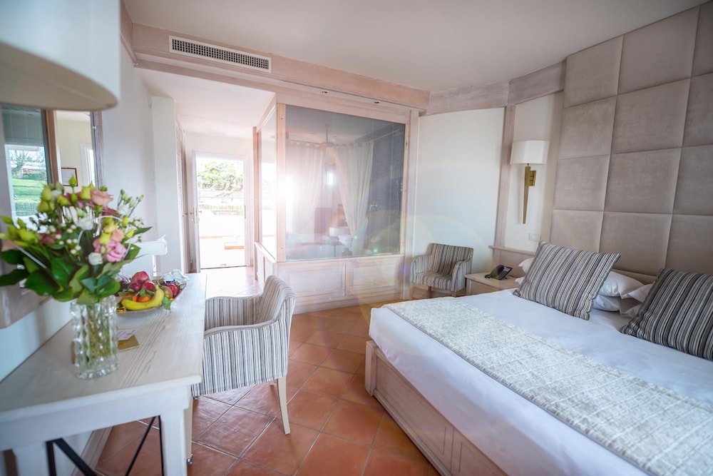 Deluxe Room, Sea View - Photo 3