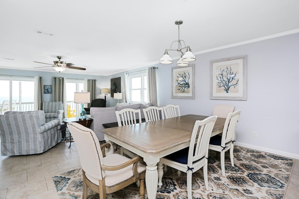 House, Multiple Beds (Pelican Crossing) photo 2