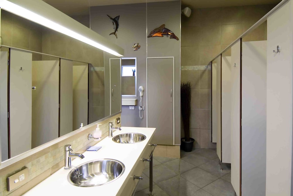 Family Cabin - Large (Studio) - Photo 8