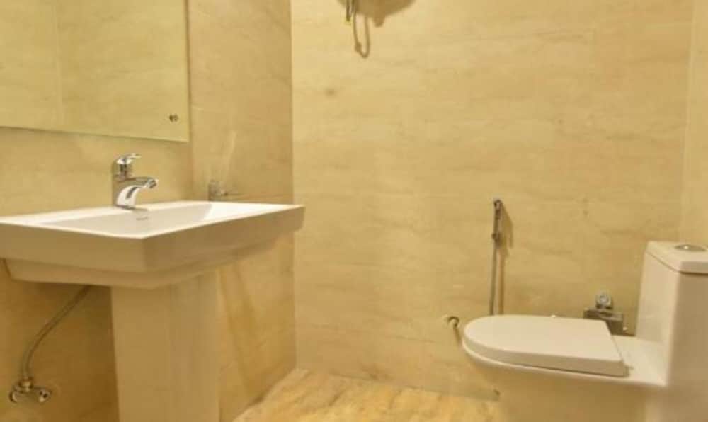 Deluxe Room - Photo 2