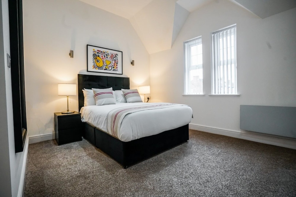 Standard Double Room, 1 Double Bed, Non Smoking, Ensuite - Photo 12