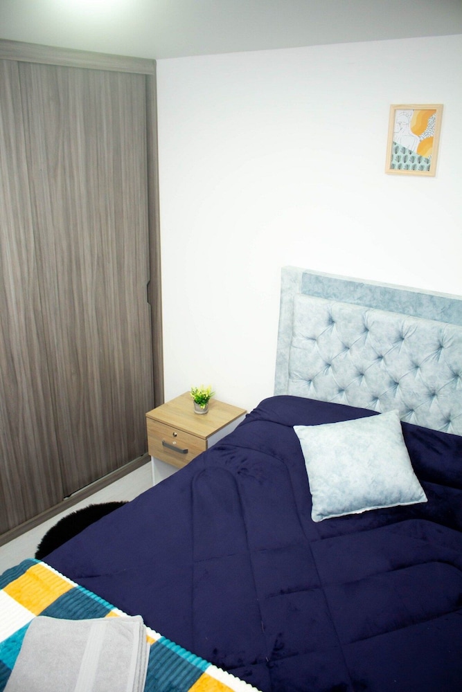 Apartment photo 1