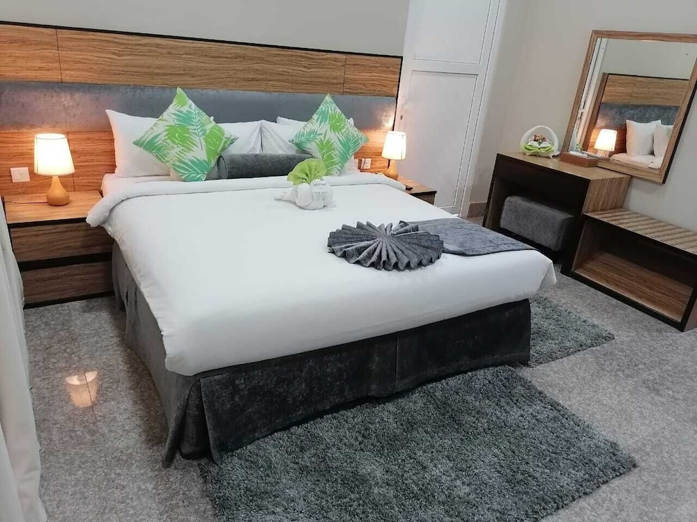 Family Deluxe Room (City & Sunrise View) photo 1