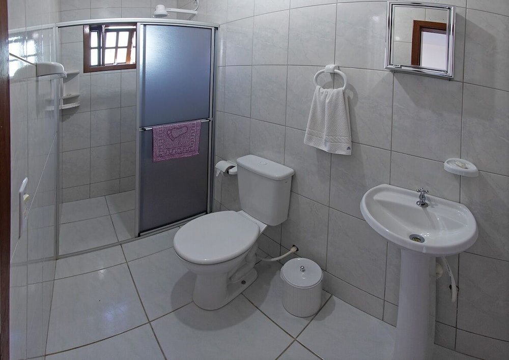 Standard Double Room (Pet Friendly) photo 3
