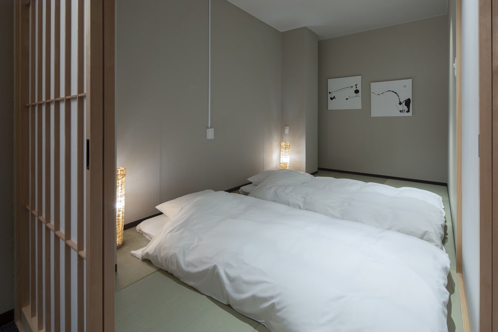 Premium Suite, Multiple Beds, Non Smoking, Hot Tub - Photo 6