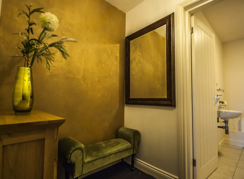 Superior Double Room, 1 King Bed, Private Bathroom, Valley View photo 2