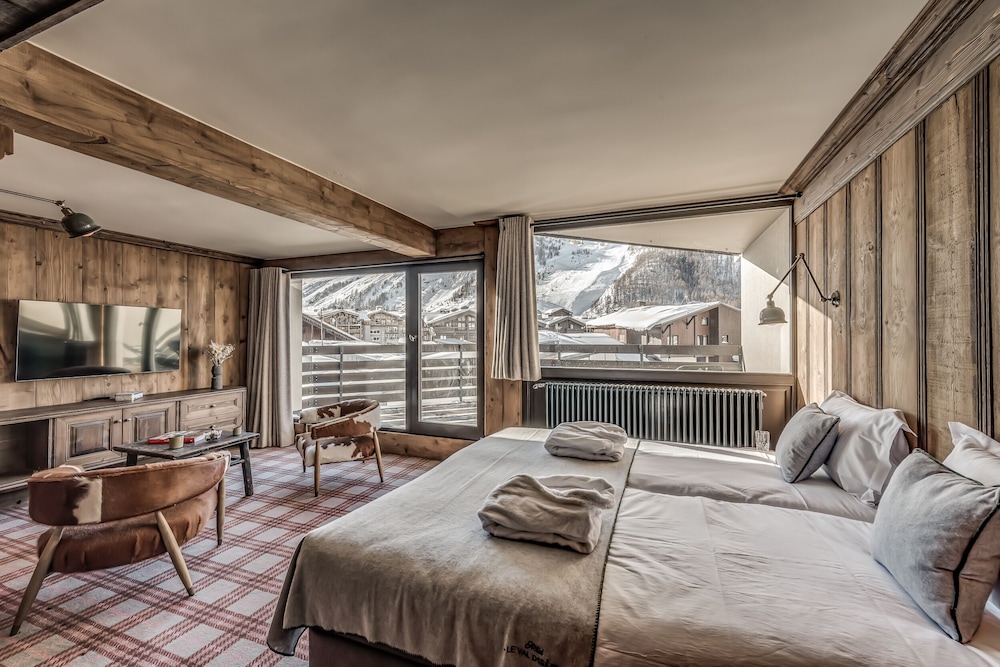Panoramic Quadruple Room