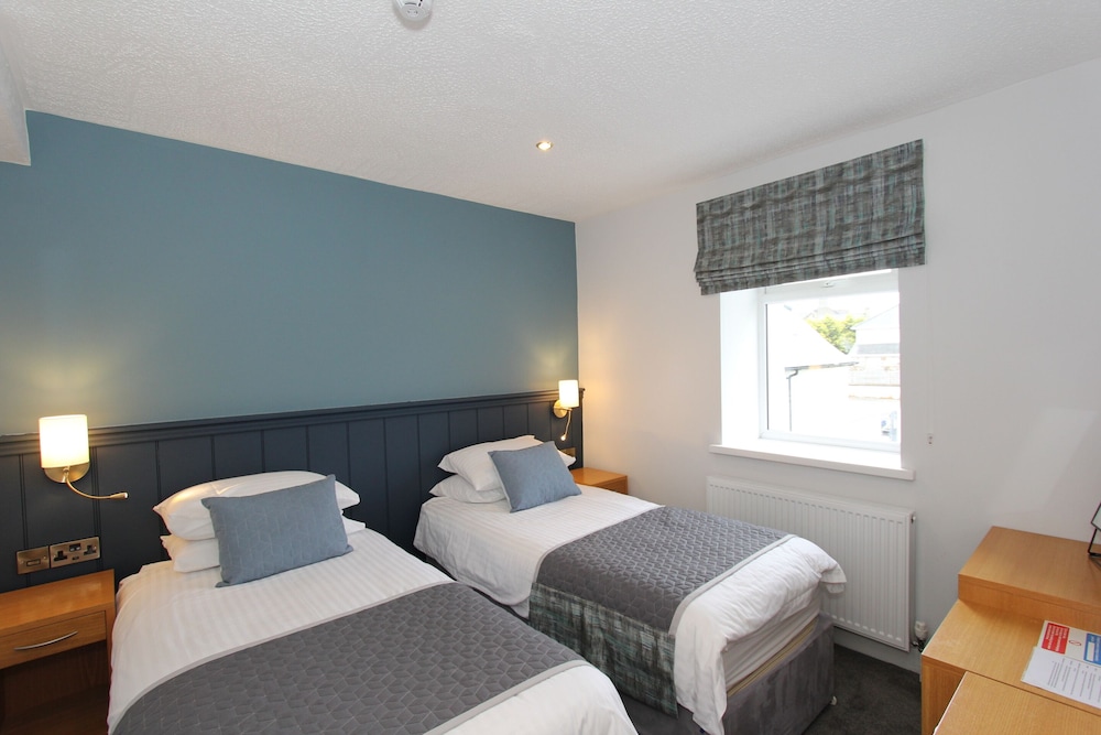 Twin Room, Ensuite photo 1