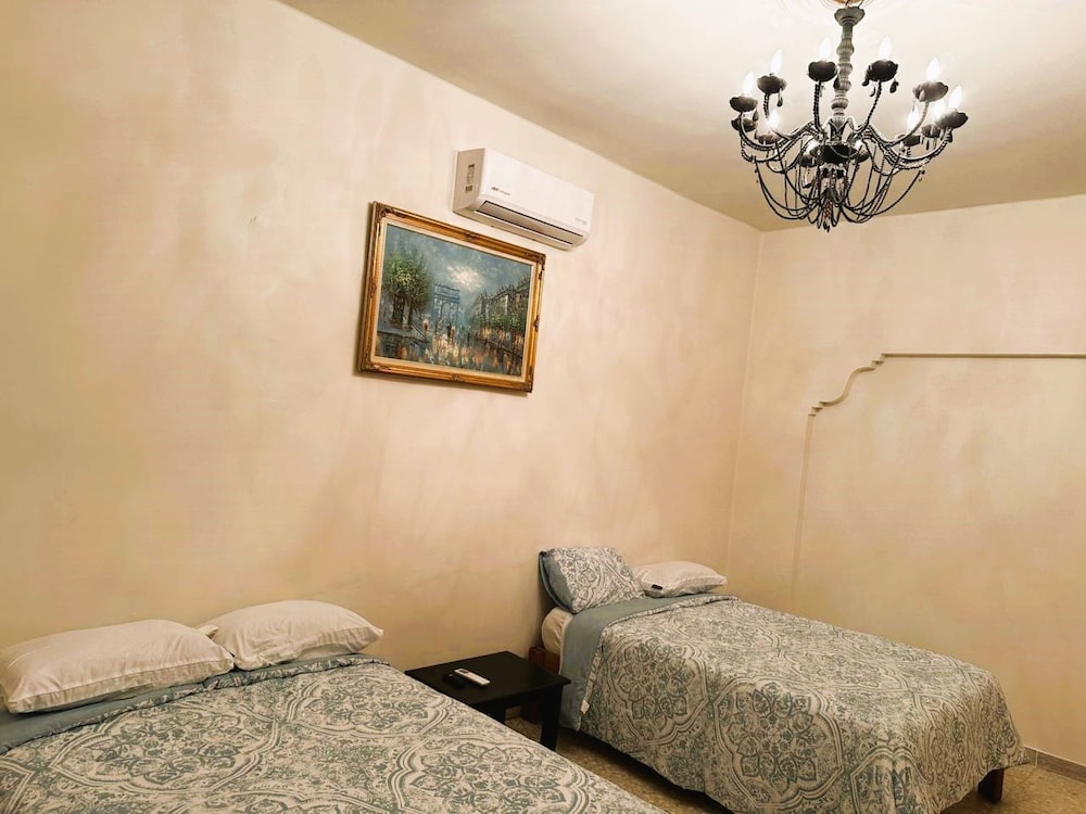 Quadruple Room - Photo 2
