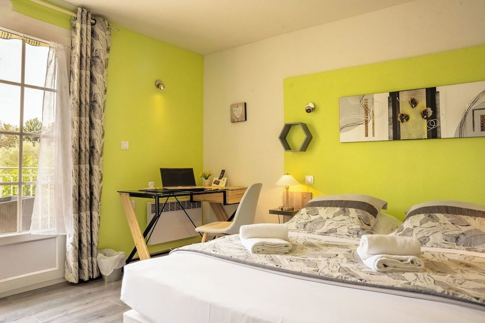 Comfort Triple Room photo 3
