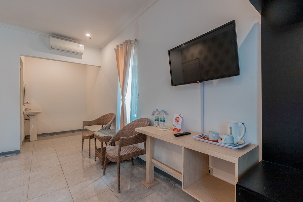 Deluxe Suite - Photo 6