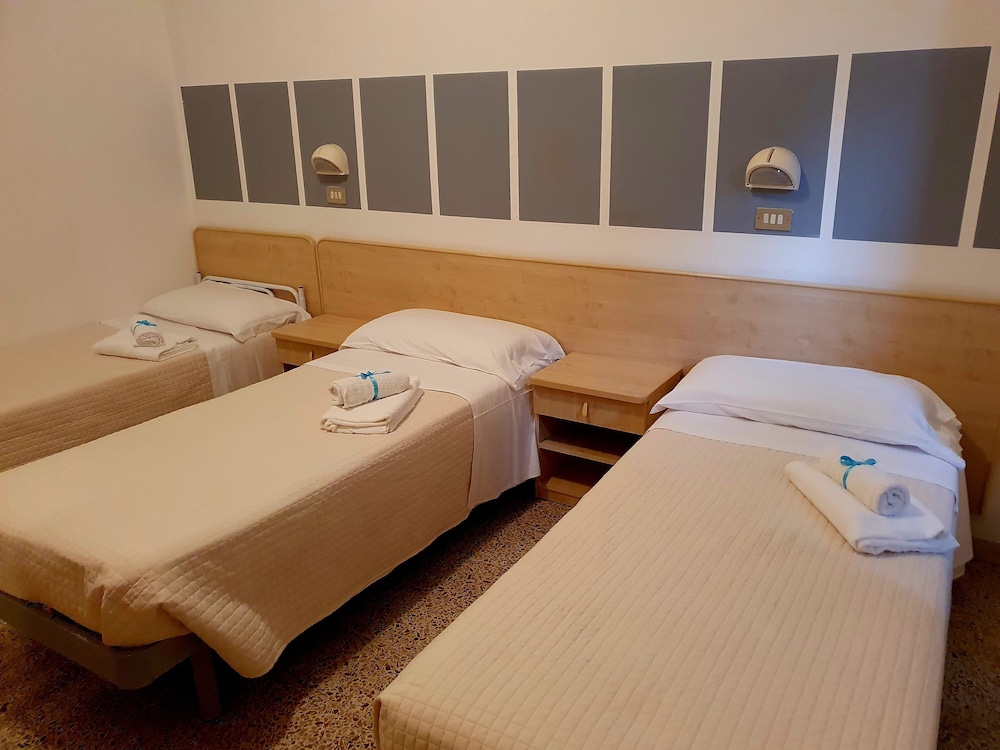 Classic Room - Photo 1