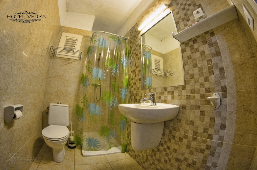 Double Room (with air conditioning) photo 3