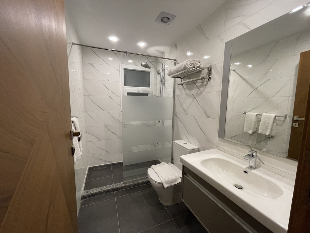 Deluxe Studio Twin Apartment thumbnail 5
