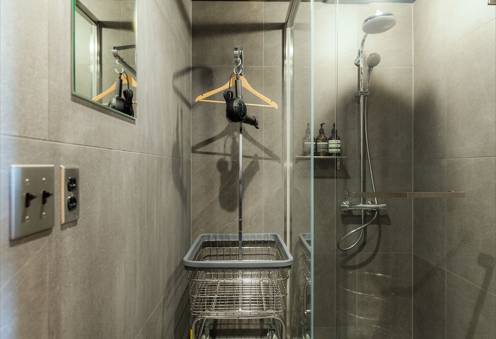Shared Dormitory, Men only photo 2