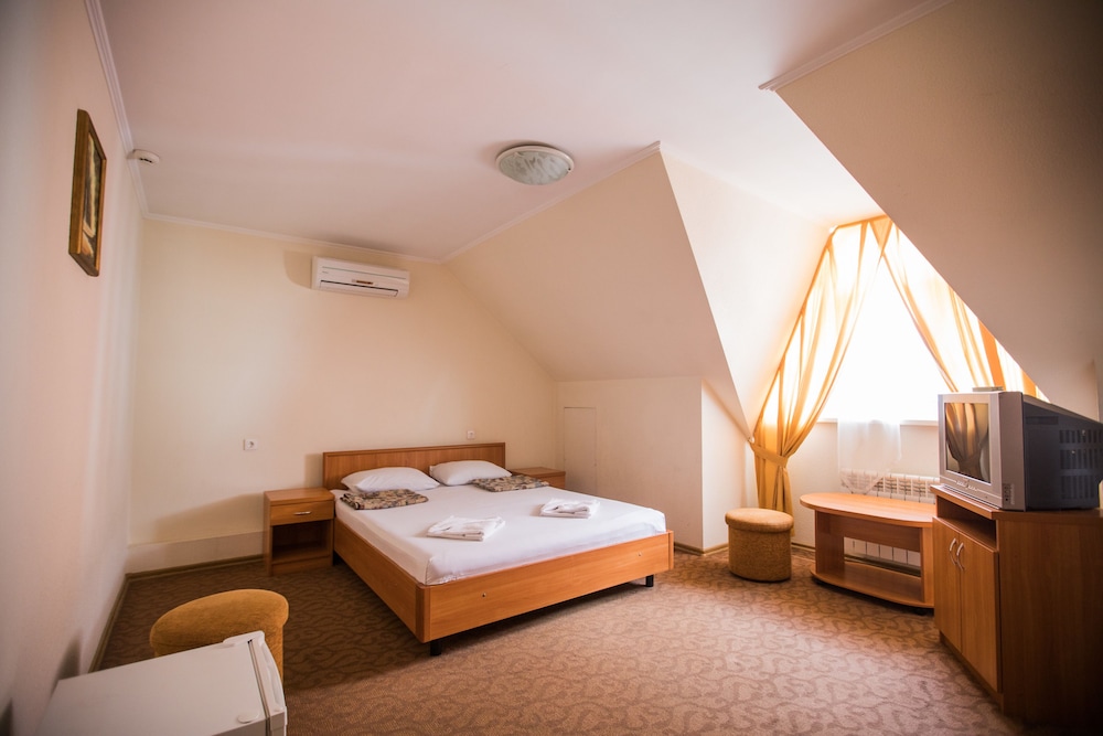 Standard Double Room photo 2