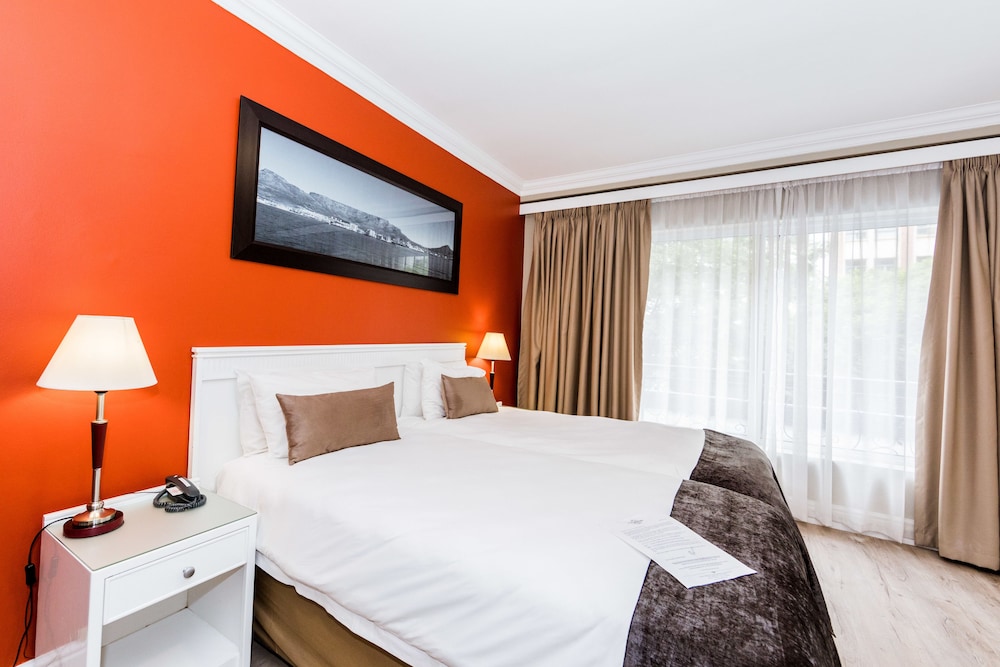 Executive Twin Room - Photo 2