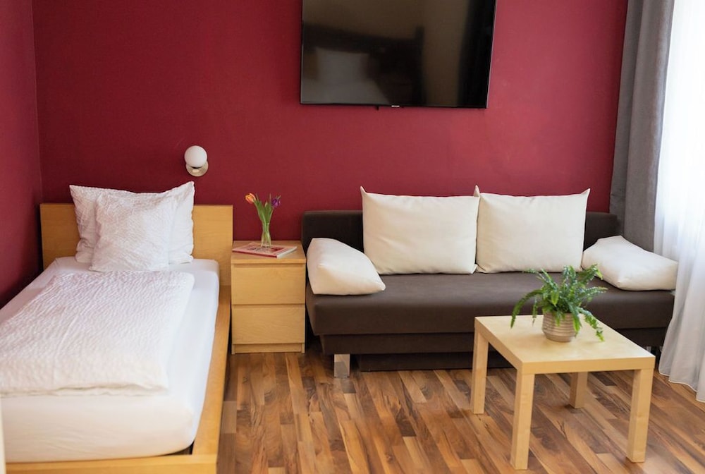 Triple Room - Photo 6