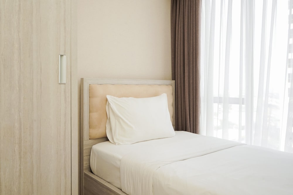 Room - Photo 11