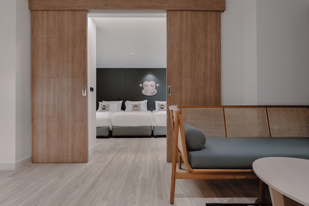 One Bedroom Suite Triple