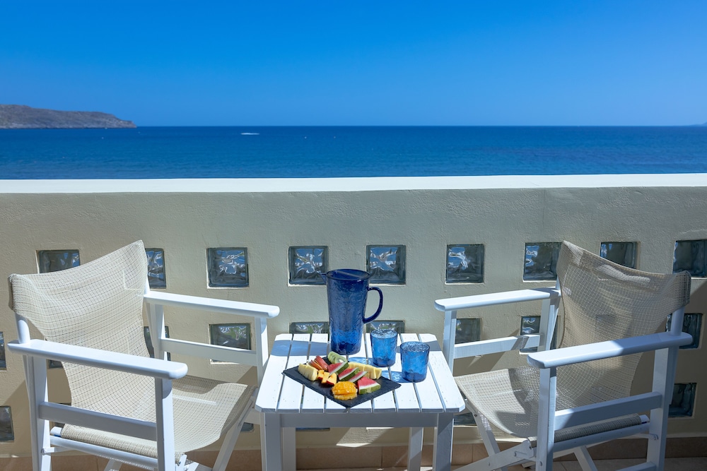 Double Room, Beachfront photo 3