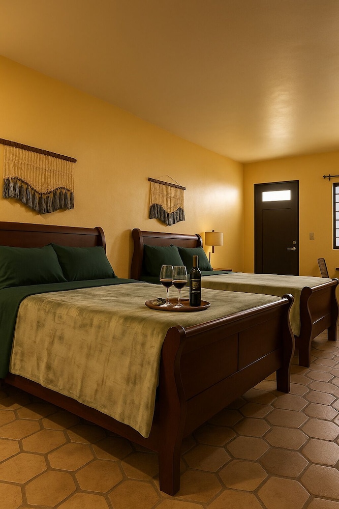 Suite, 1 Queen Bed with Sofa bed, Non Smoking, Kitchenette - Photo 3