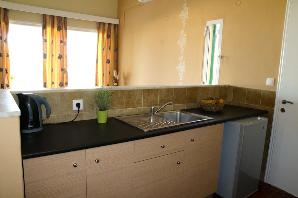 Apartment, 2 Bedrooms, Sea View, Annex Building (for 5)
