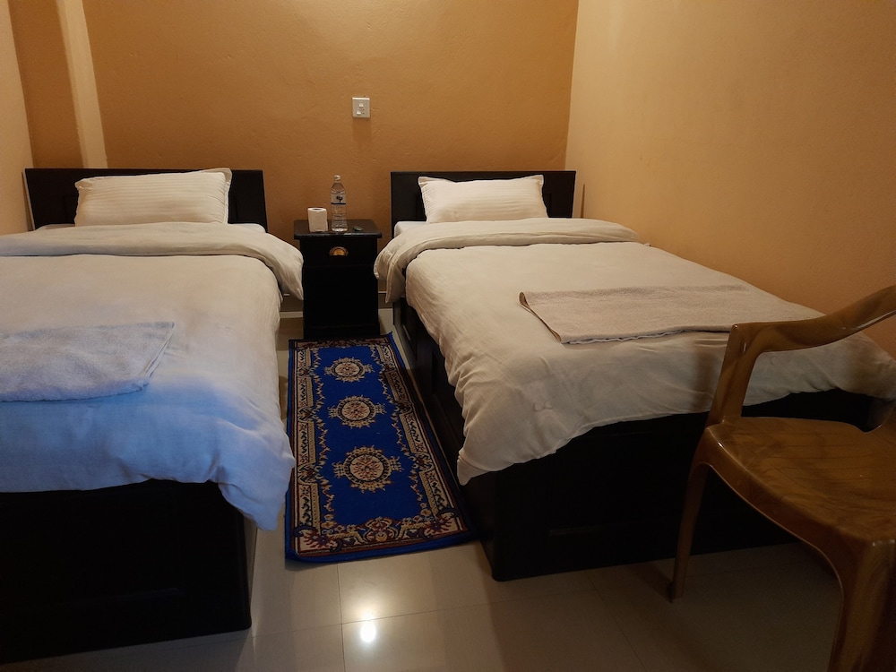 Basic Twin Room