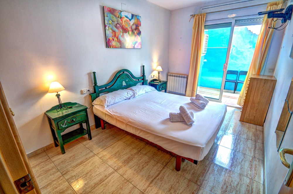 Apartment, 2 Bedrooms, Balcony photo 3