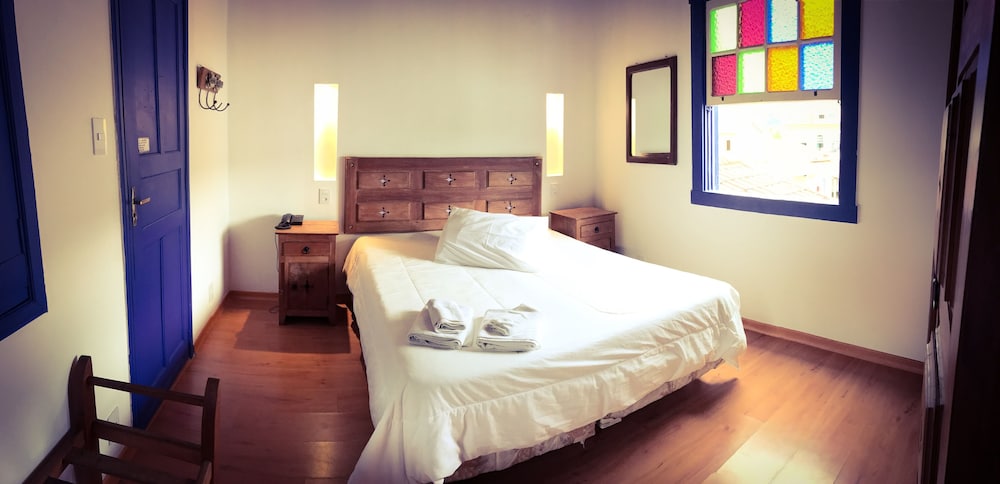 Premium Twin Room photo 2