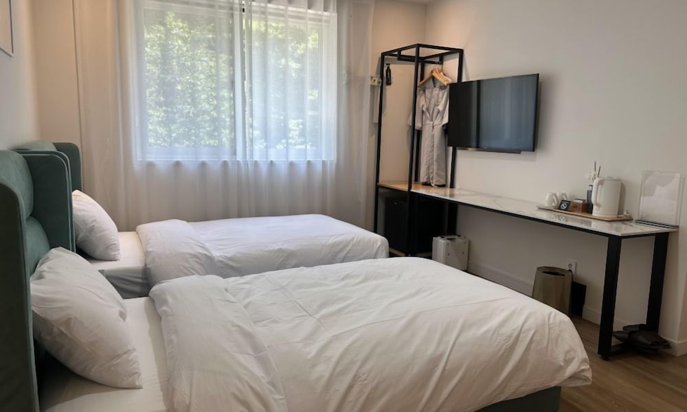 Standard Twin Room photo 2