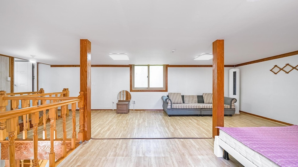 Basic Room, 1 Bedroom (Dokchae(separateroom)) - Photo 8