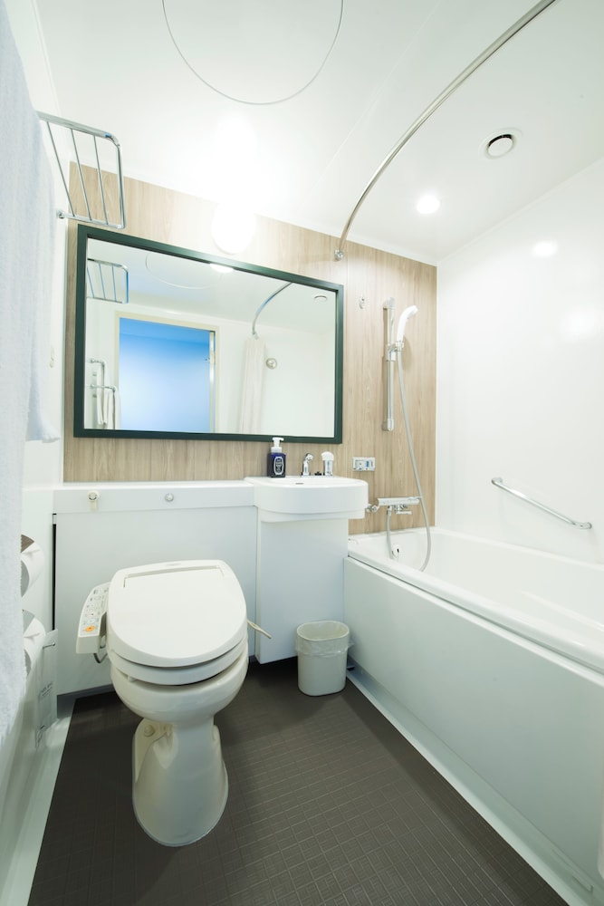 Double Room, Non Smoking - Photo 4