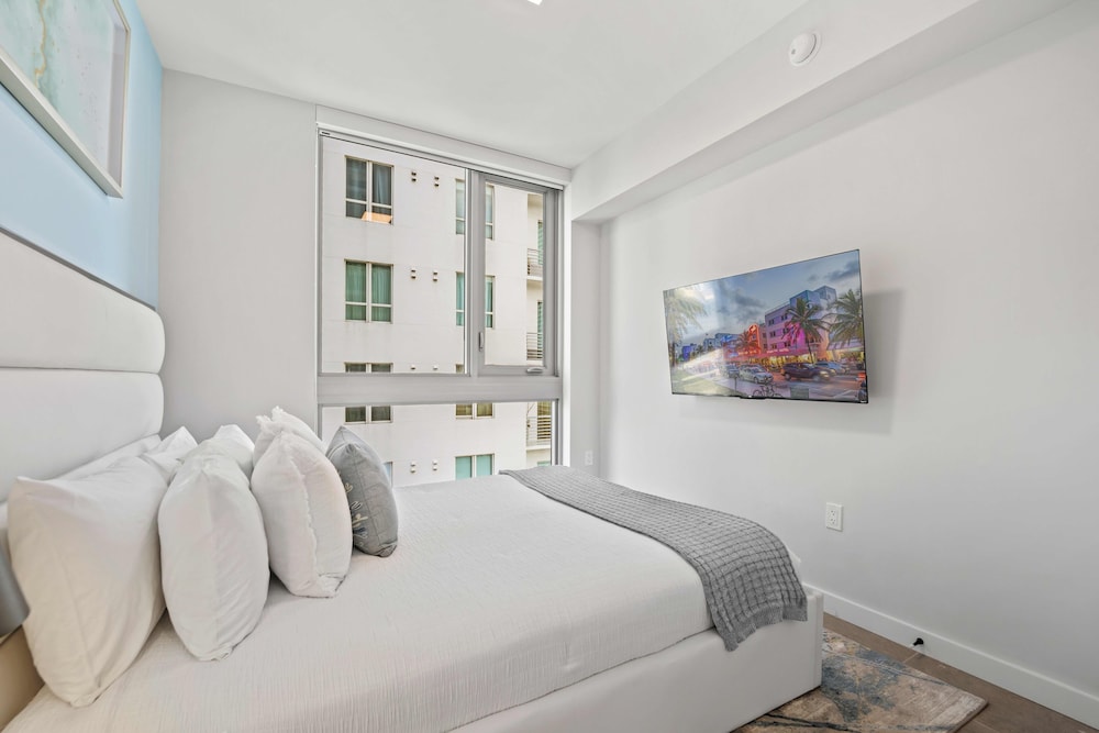 Condo photo 3
