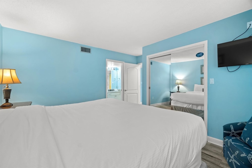 Condo, Multiple Beds (Edgewater Villa 1507)