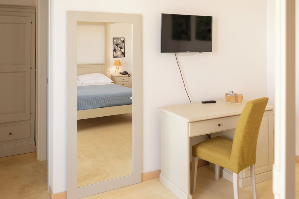Comfort Room photo 3
